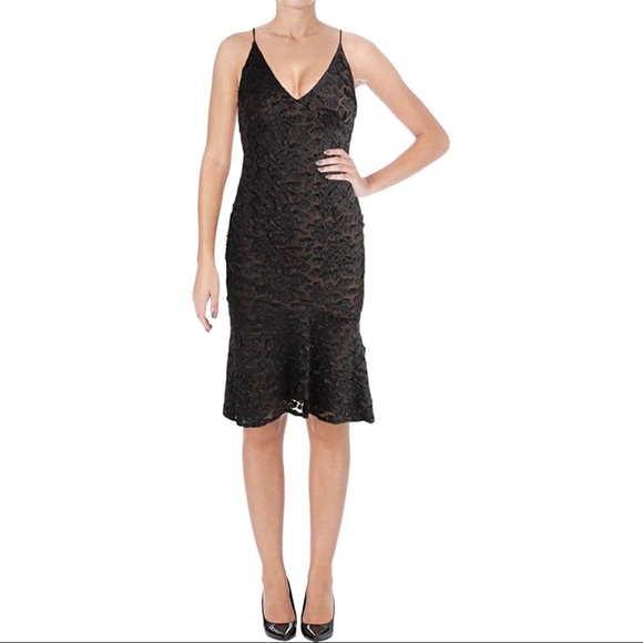Vera Wang Dresses & Skirts - Nwot Vera Wang Floral Lace Applique